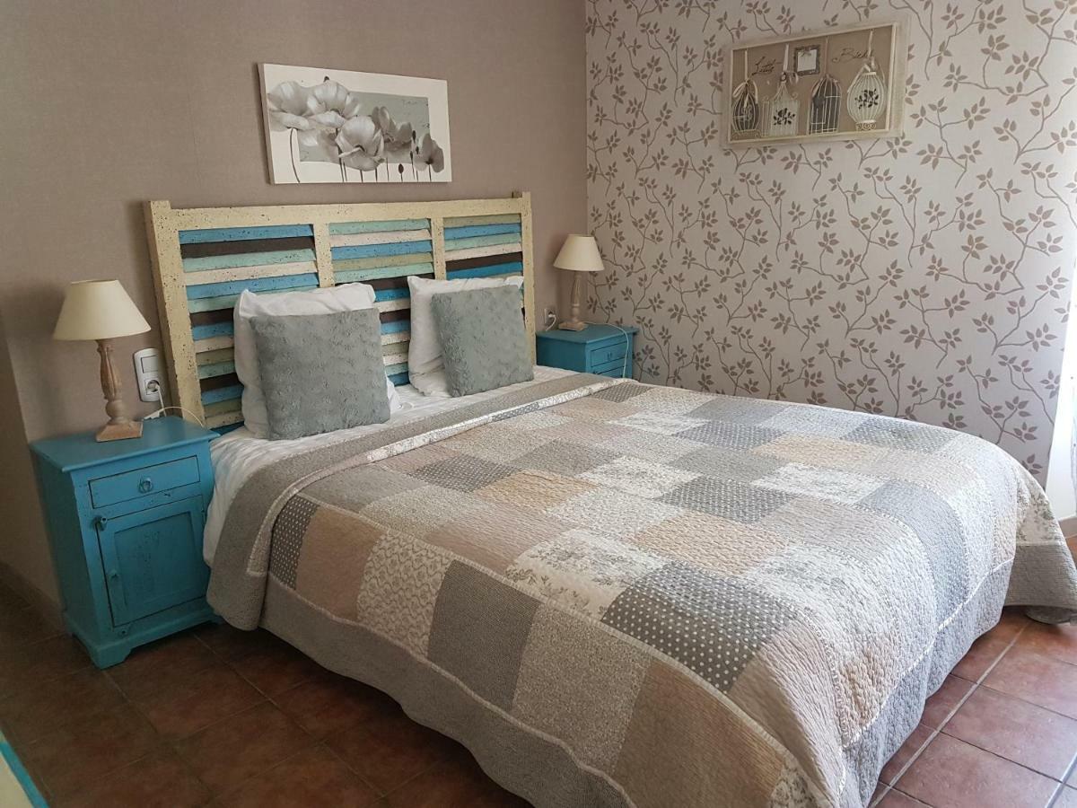 Bed and Breakfast Les Imperiales Boursault Екстер'єр фото